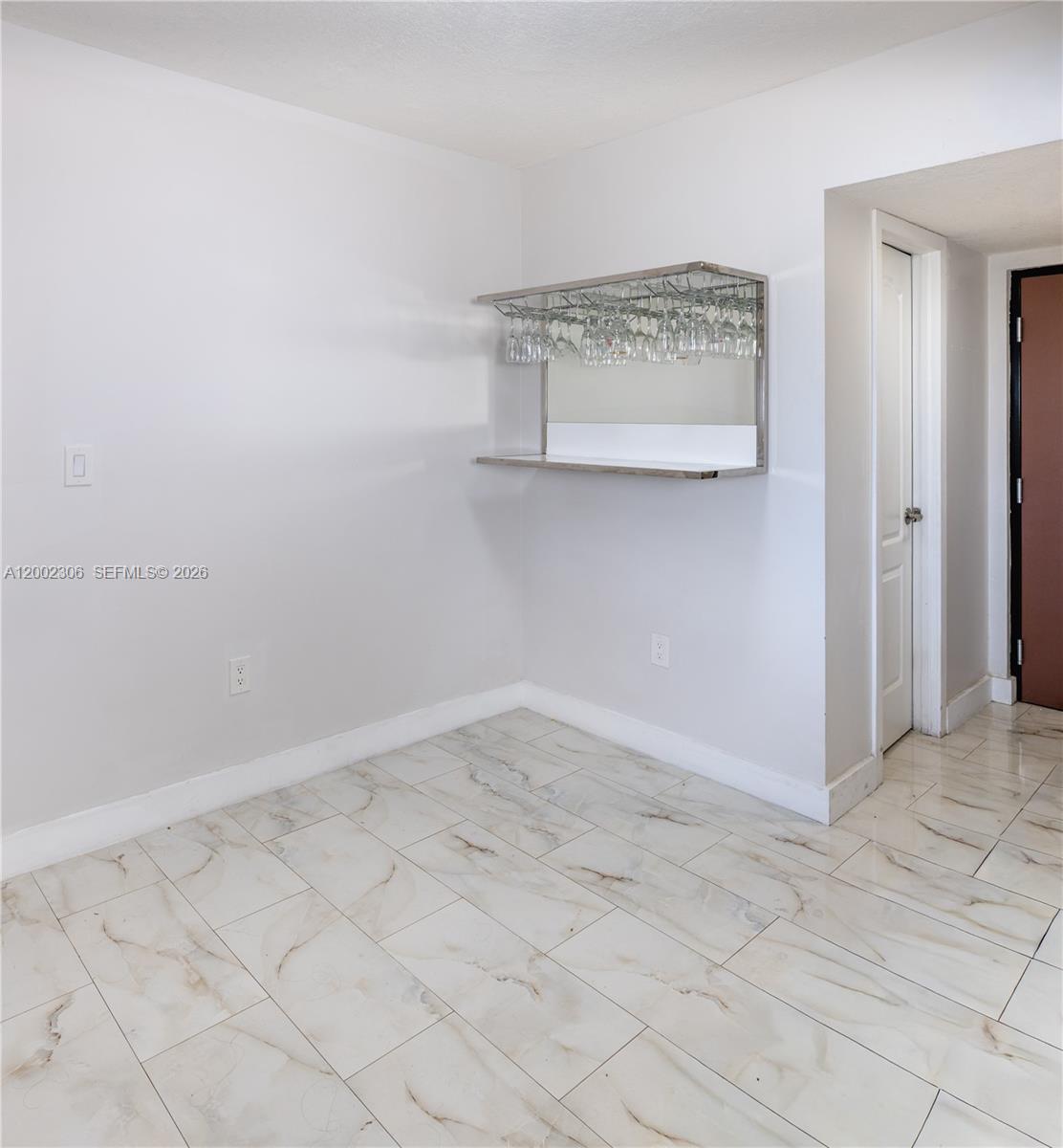 LE JEUNE HOUSE CONDO - Residential