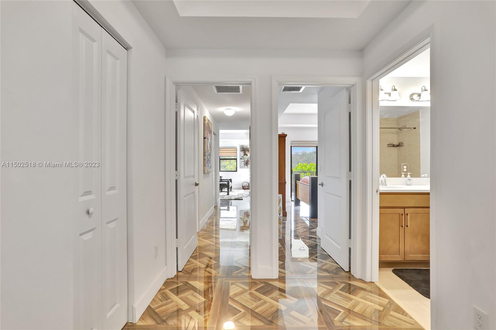 RESIDENCES AT PALM AIRE - Residential Lease