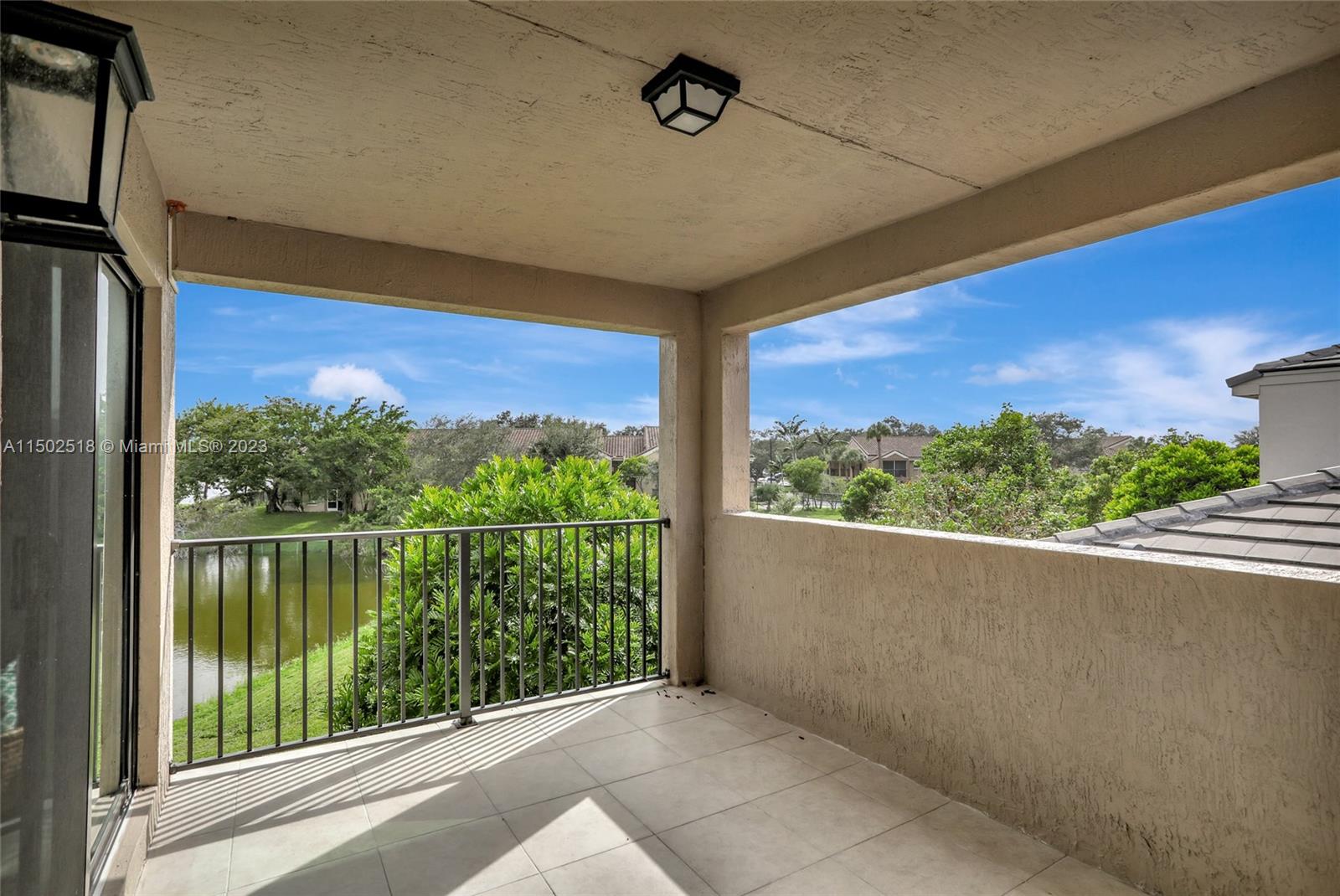 RESIDENCES AT PALM AIRE - Residential Lease