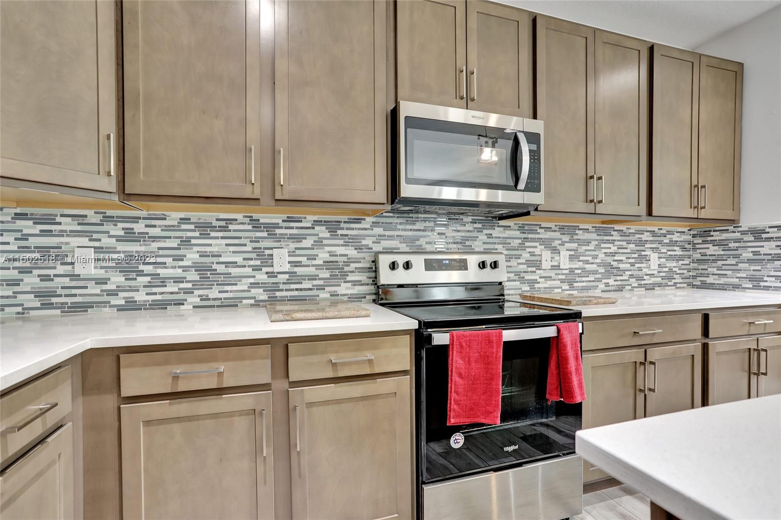RESIDENCES AT PALM AIRE - Residential Lease