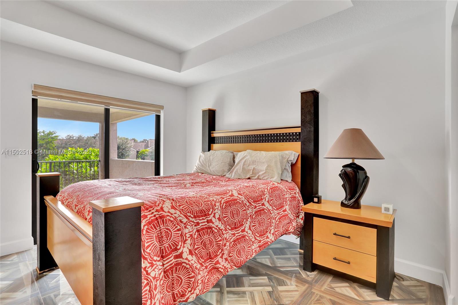 RESIDENCES AT PALM AIRE - Residential Lease