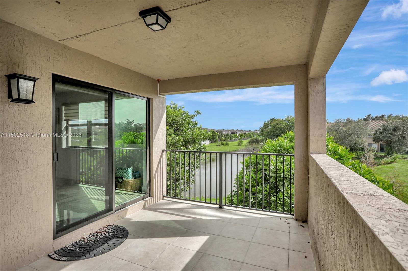 RESIDENCES AT PALM AIRE - Residential Lease
