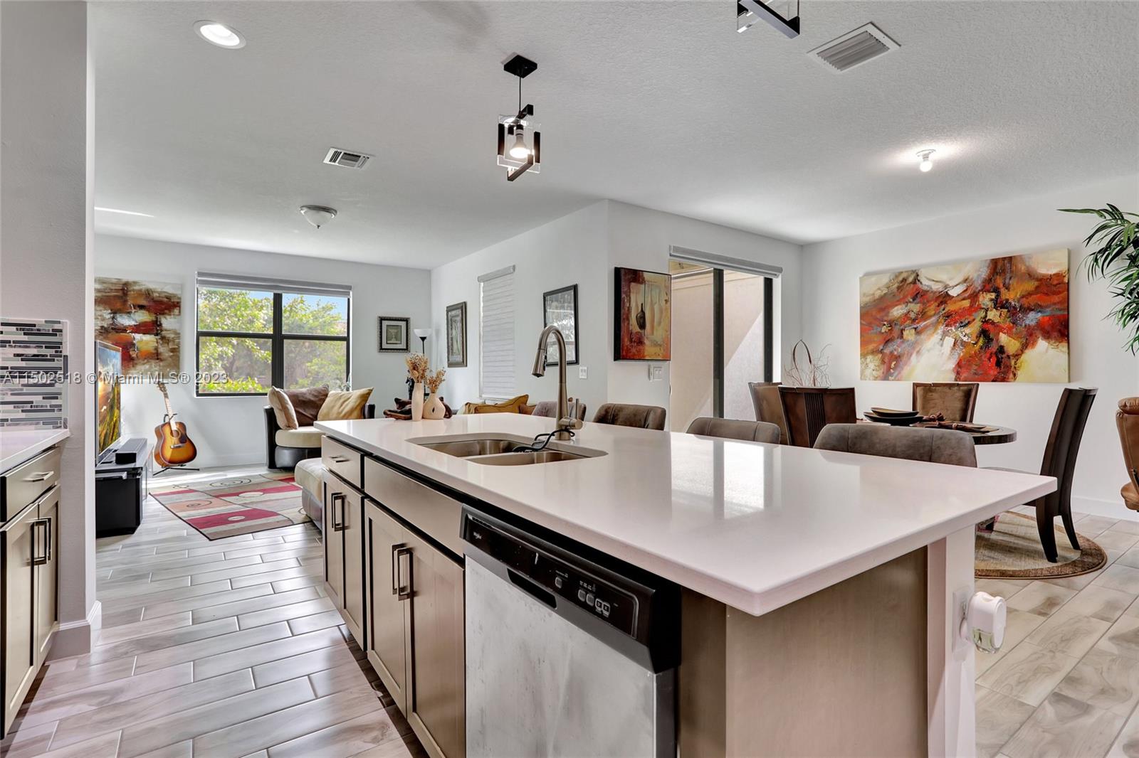 RESIDENCES AT PALM AIRE - Residential Lease