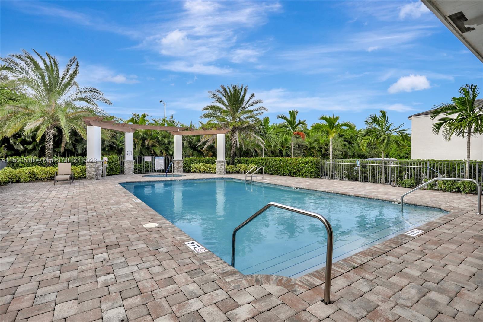 RESIDENCES AT PALM AIRE - Residential Lease