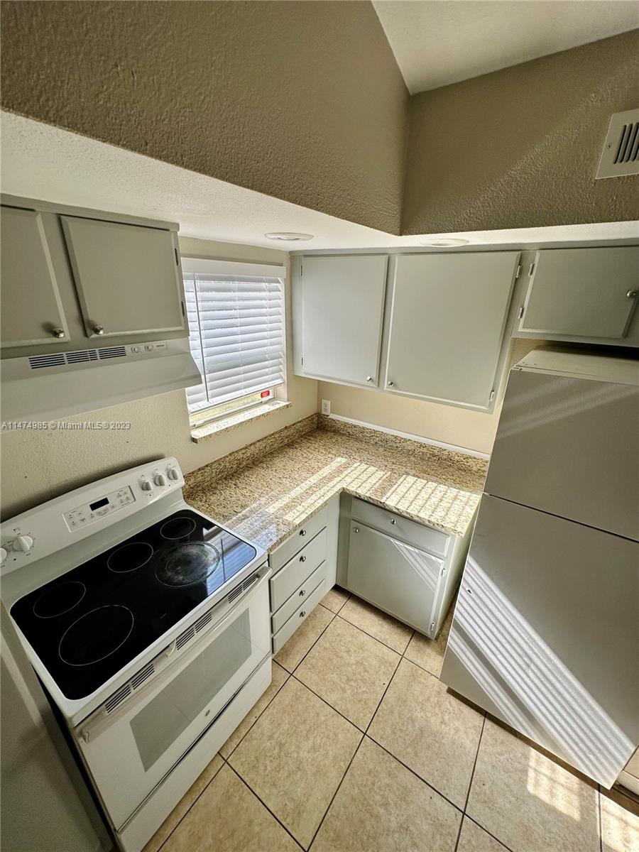 PONTE VERDE AT PALM BEACH - Residential Lease