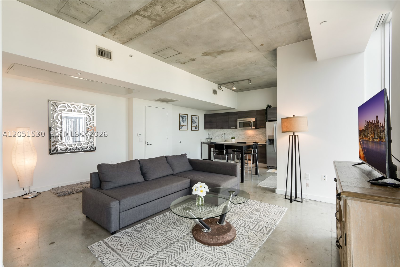 CENTRO CONDO - Residential Lease