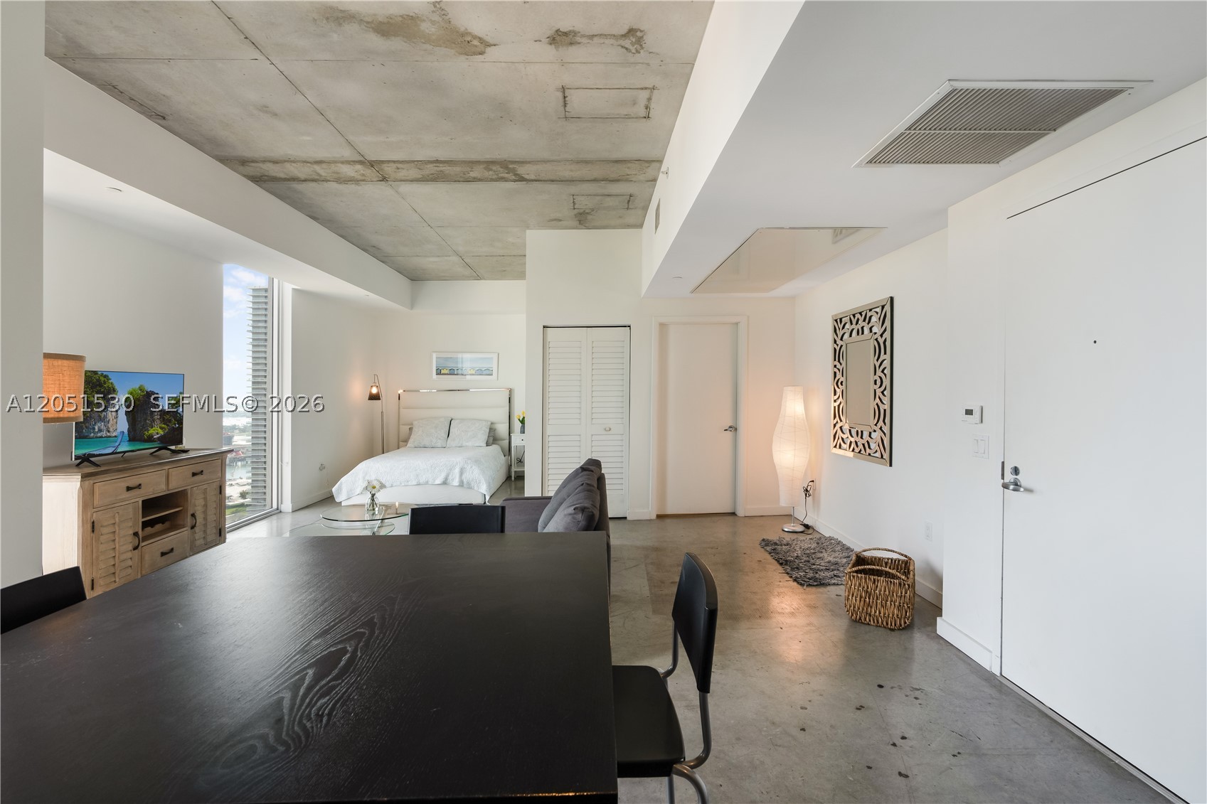 CENTRO CONDO - Residential Lease