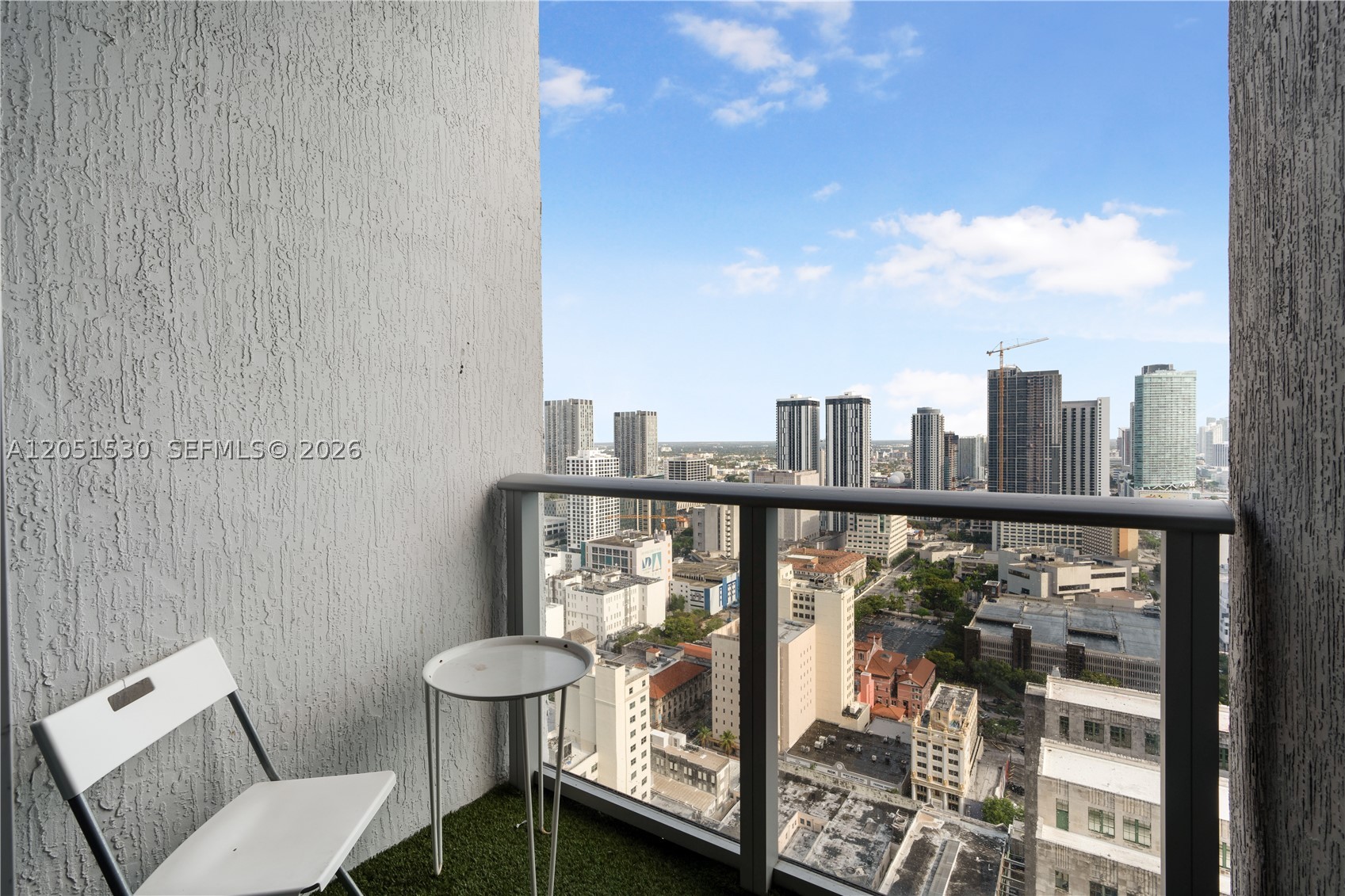 CENTRO CONDO - Residential Lease