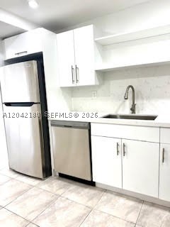 WINSTON TOWERS 600 CONDO - Residential Lease