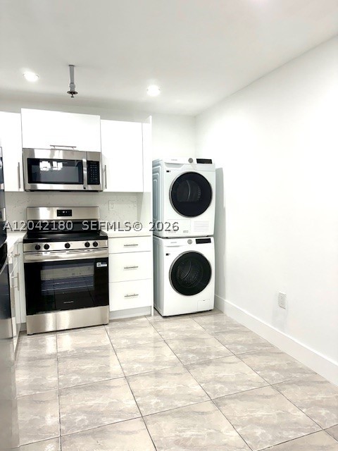 WINSTON TOWERS 600 CONDO - Residential Lease