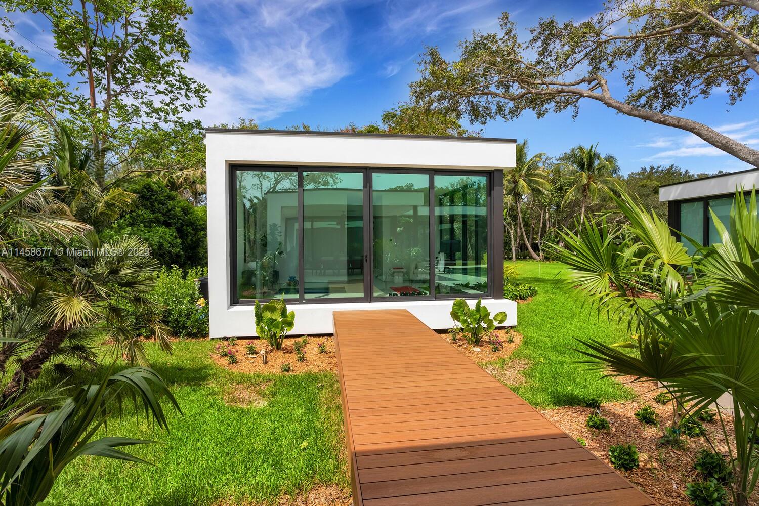SUNILAND ESTATES - Residential