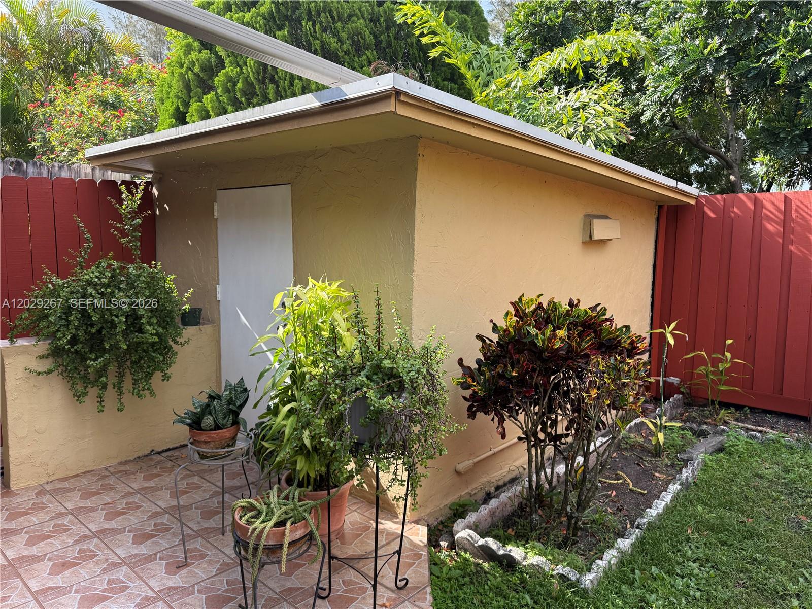 SPRINGFEVER - Residential