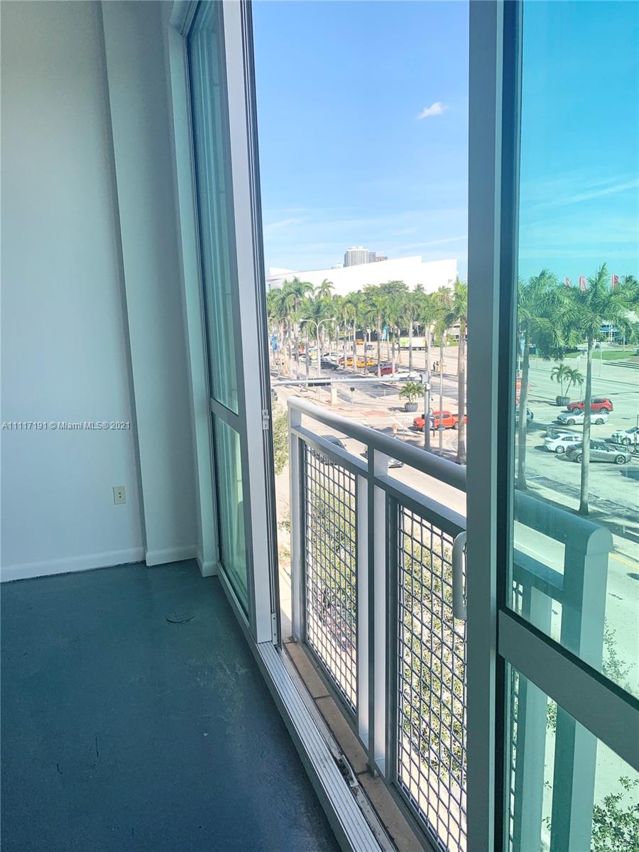 VIZCAYNE SOUTH CONDO - Residential Lease