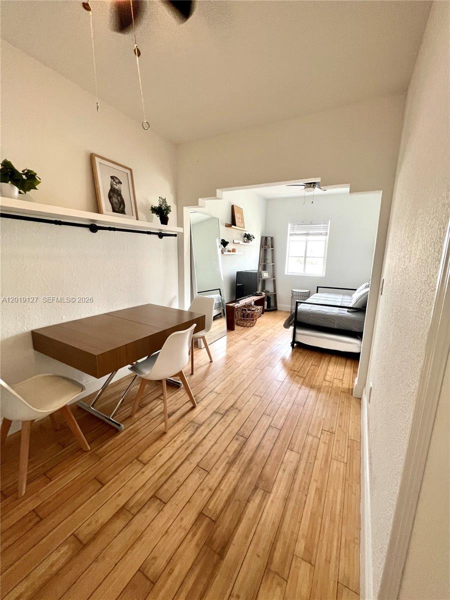 THE LOFTS AT COLLINS COND - Residential