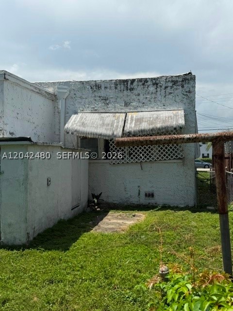TAMIAMI PINES - Residential