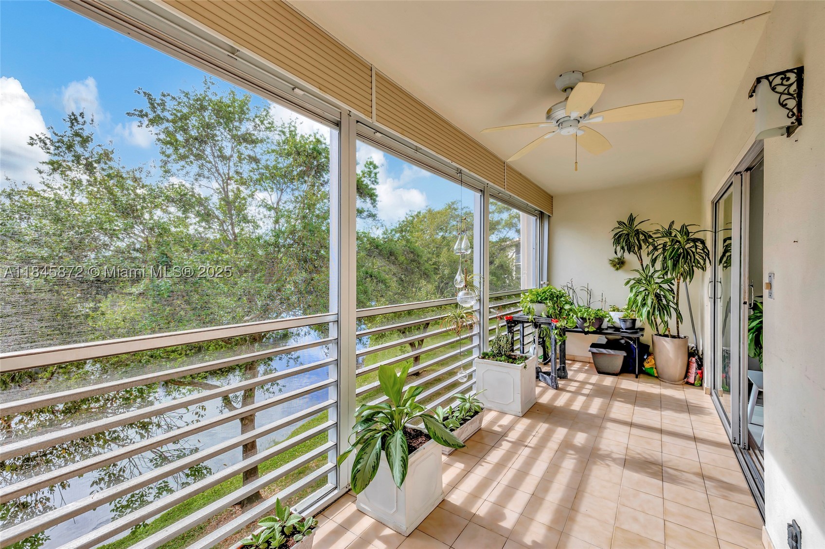 LUCAYA VILLAGE 2-E CONDO - Residential