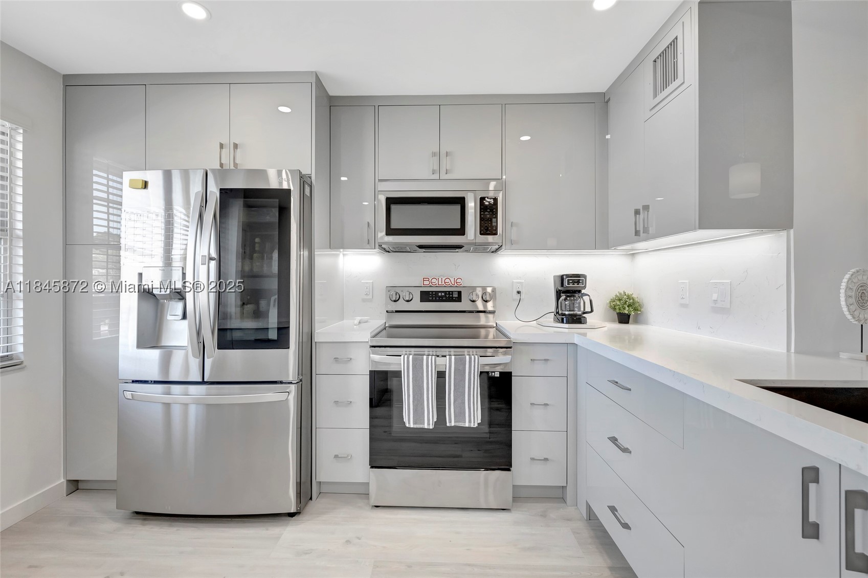 LUCAYA VILLAGE 2-E CONDO - Residential