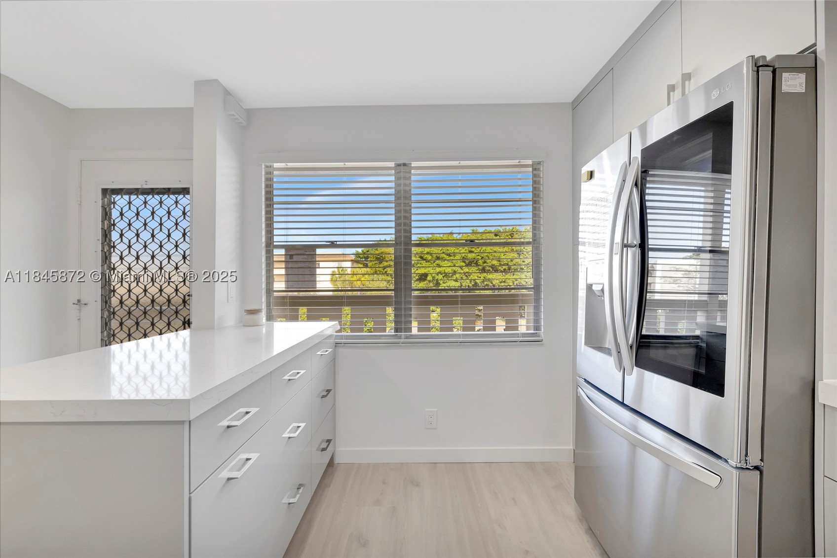 LUCAYA VILLAGE 2-E CONDO - Residential