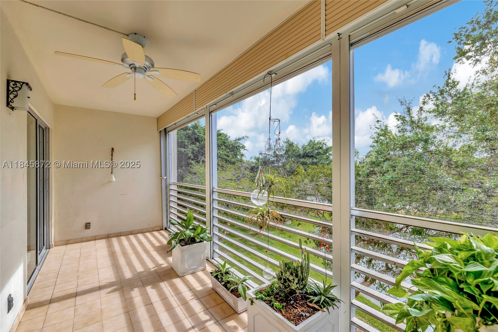 LUCAYA VILLAGE 2-E CONDO - Residential