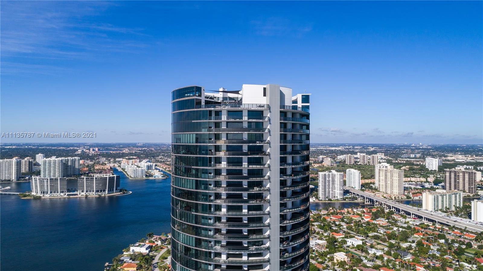18555 COLLINS AVENUE COND - Residential