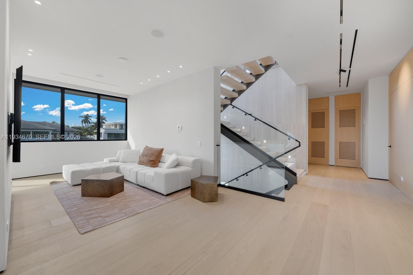 RIVIERA - Residential