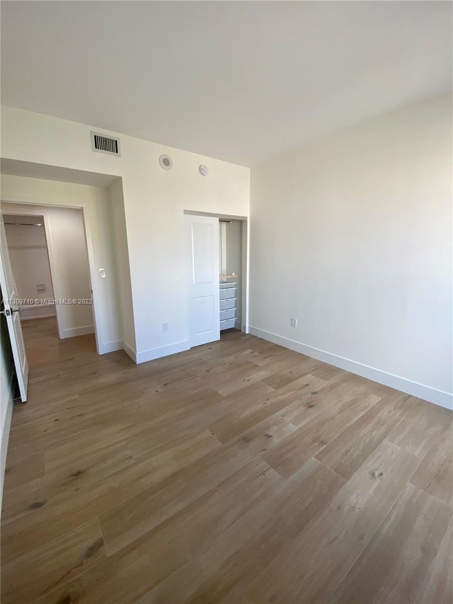 TEN ARAGON CONDO - Residential Lease