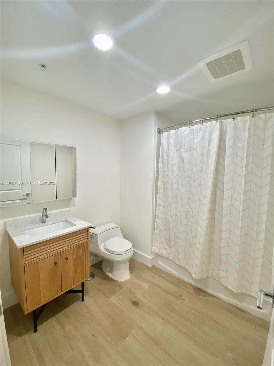 TEN ARAGON CONDO - Residential Lease