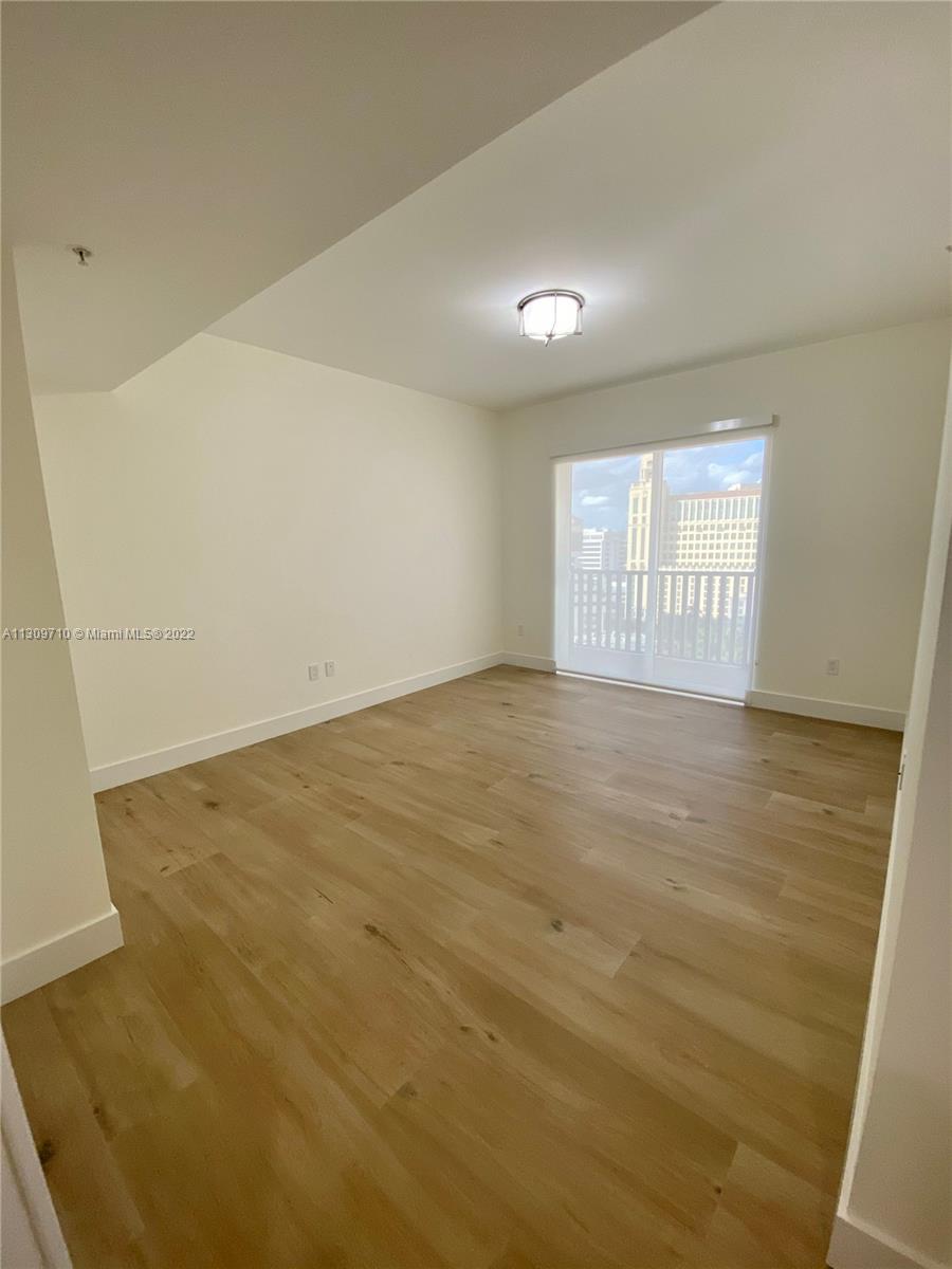 TEN ARAGON CONDO - Residential Lease