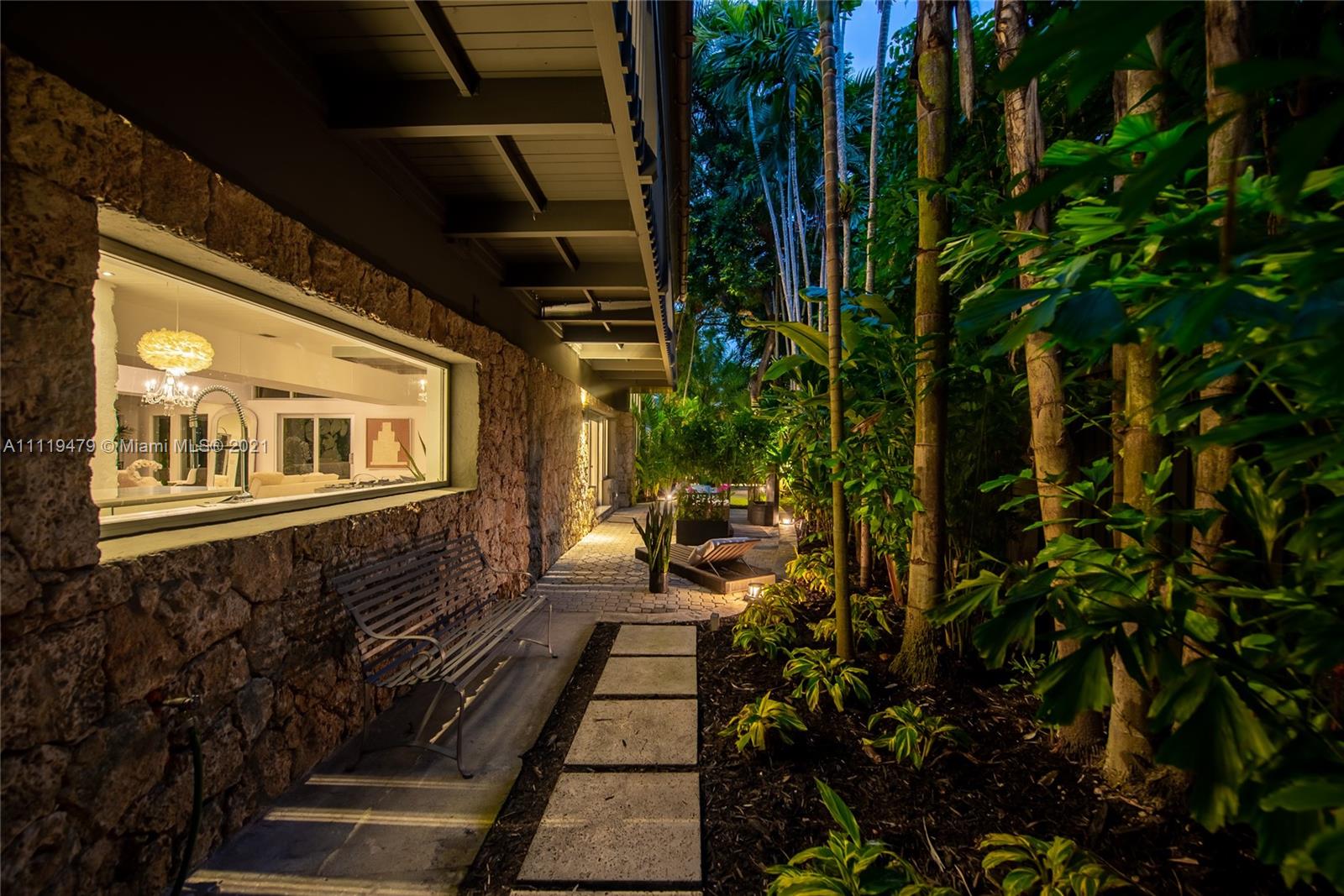 FOUR-WAY LODGE ESTATES - Residential