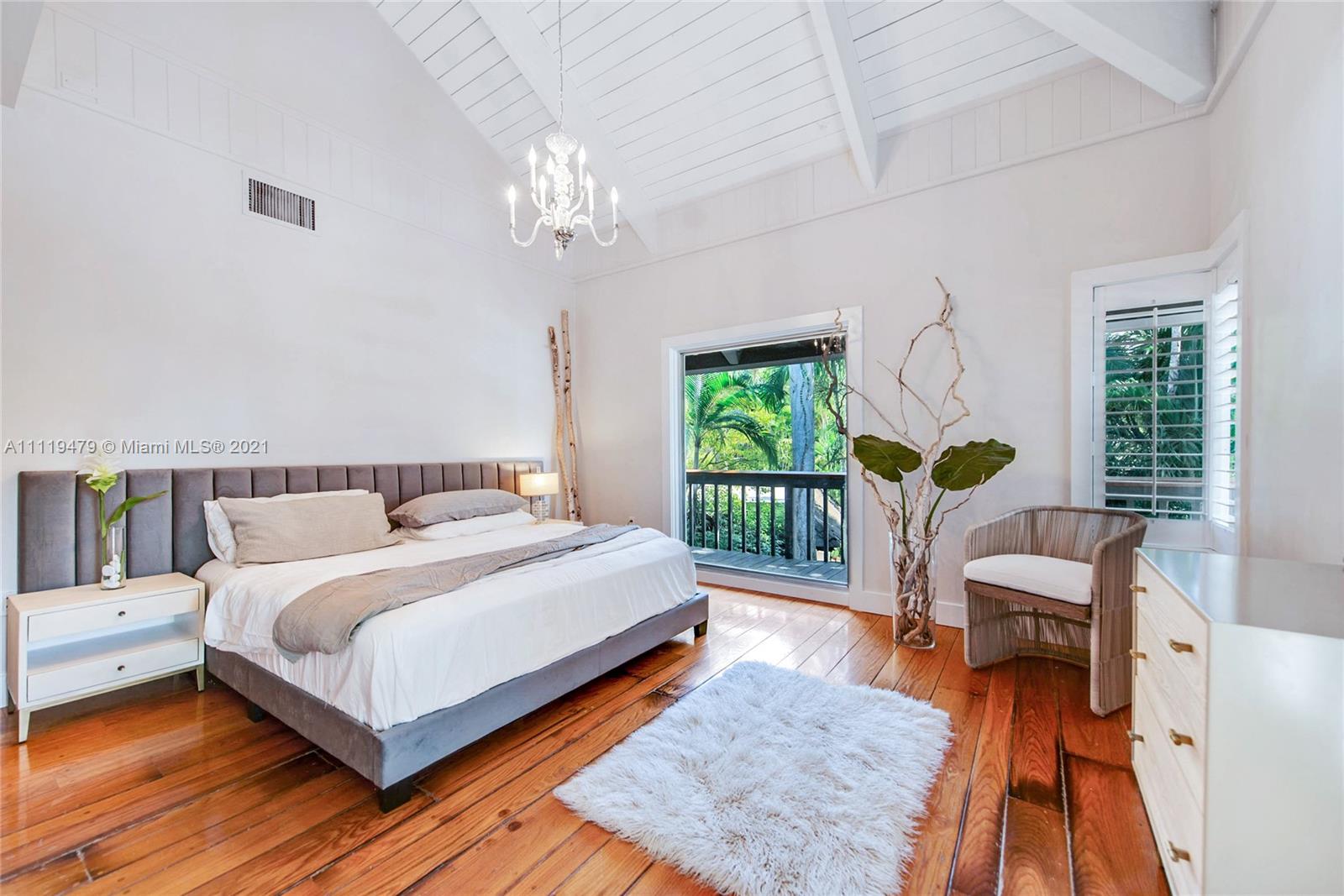 FOUR-WAY LODGE ESTATES - Residential
