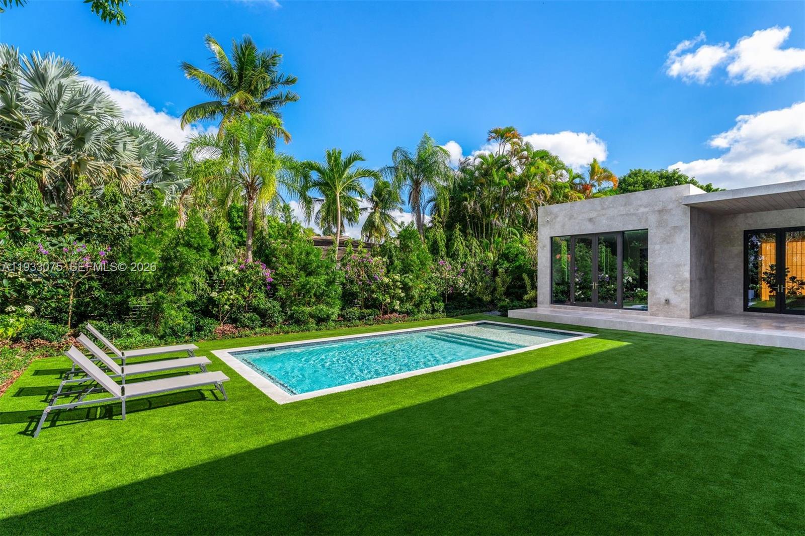 BAY POINT - Residential