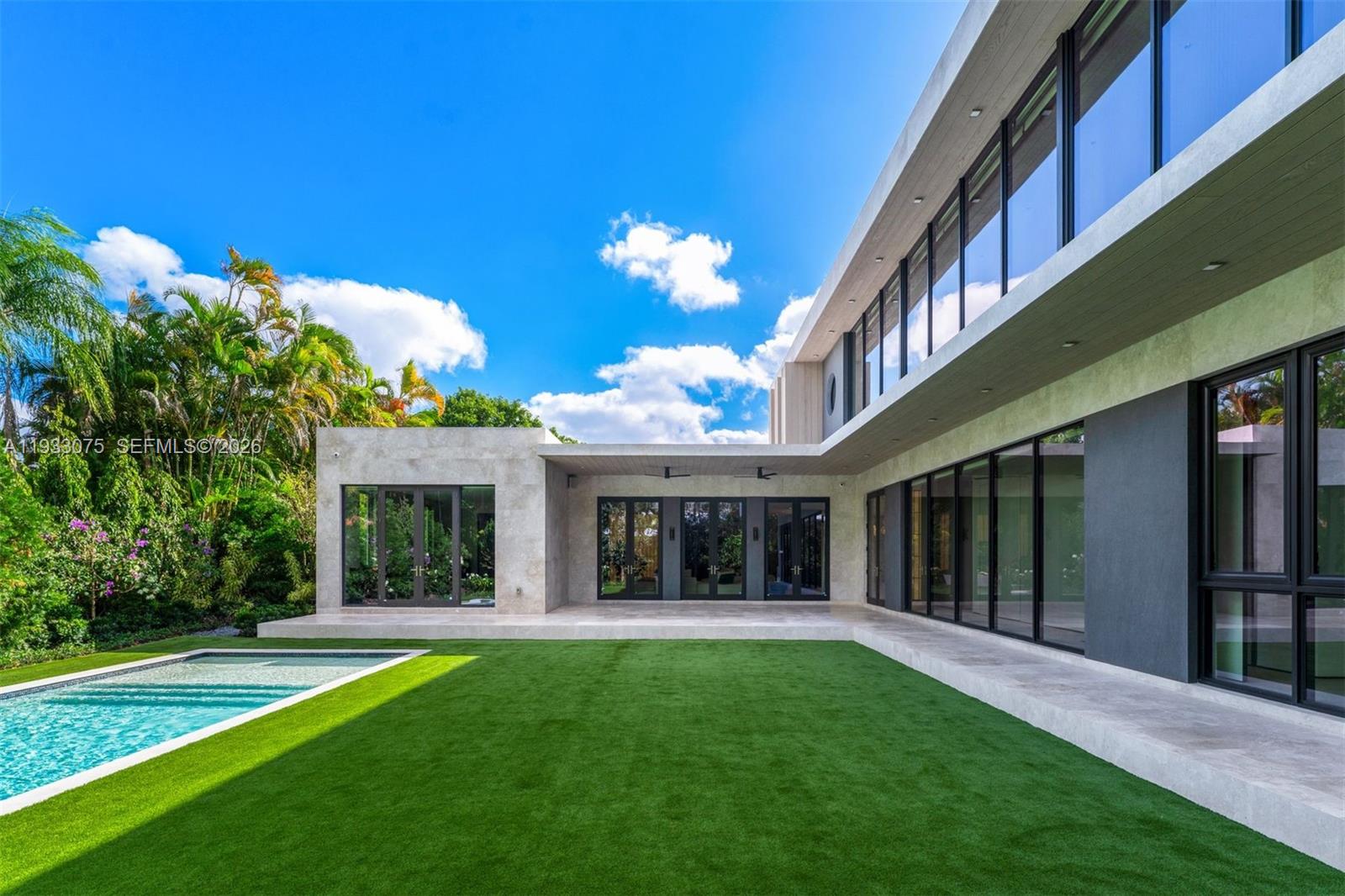 BAY POINT - Residential