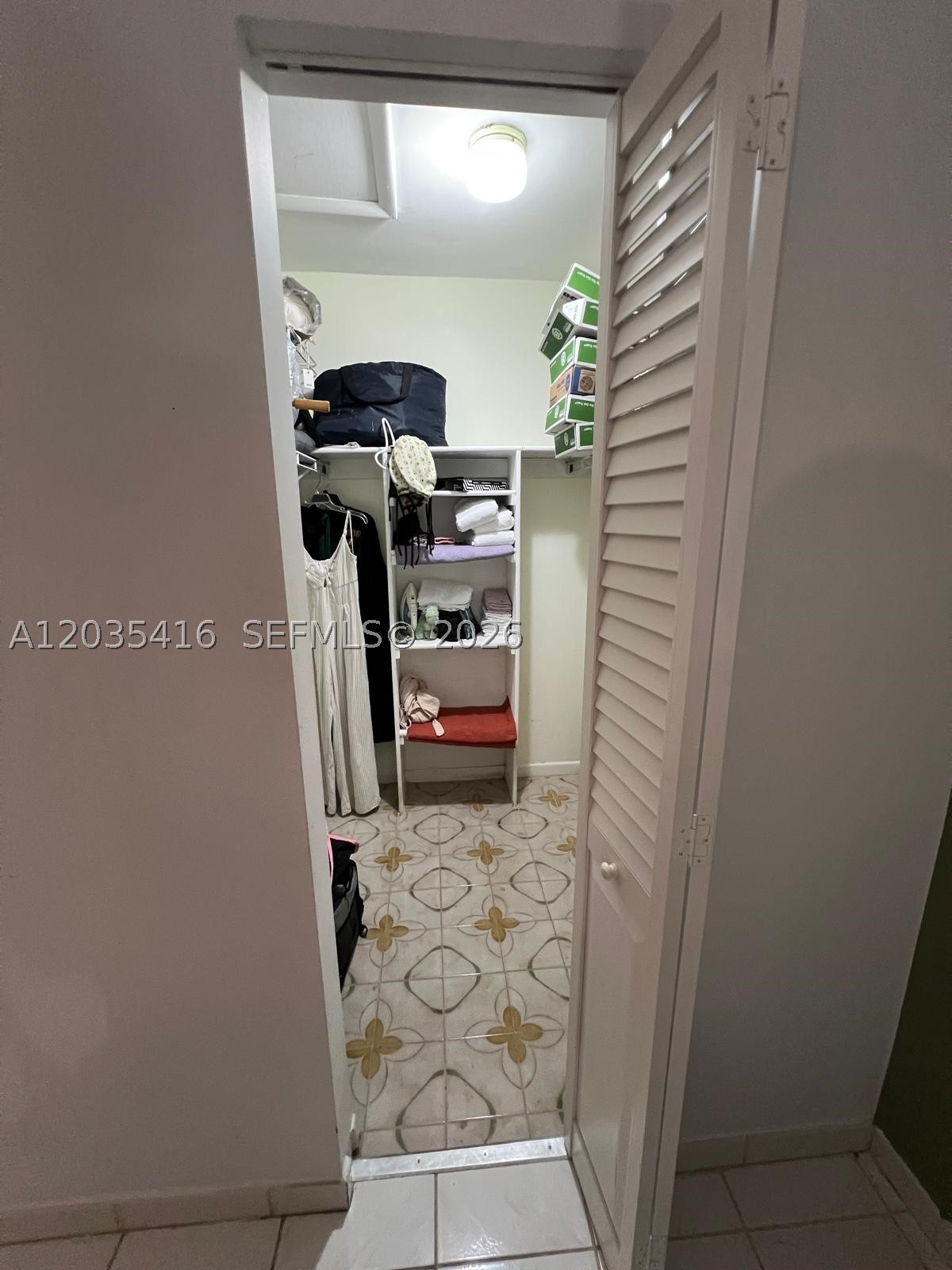WENDOVER CONDO - Residential