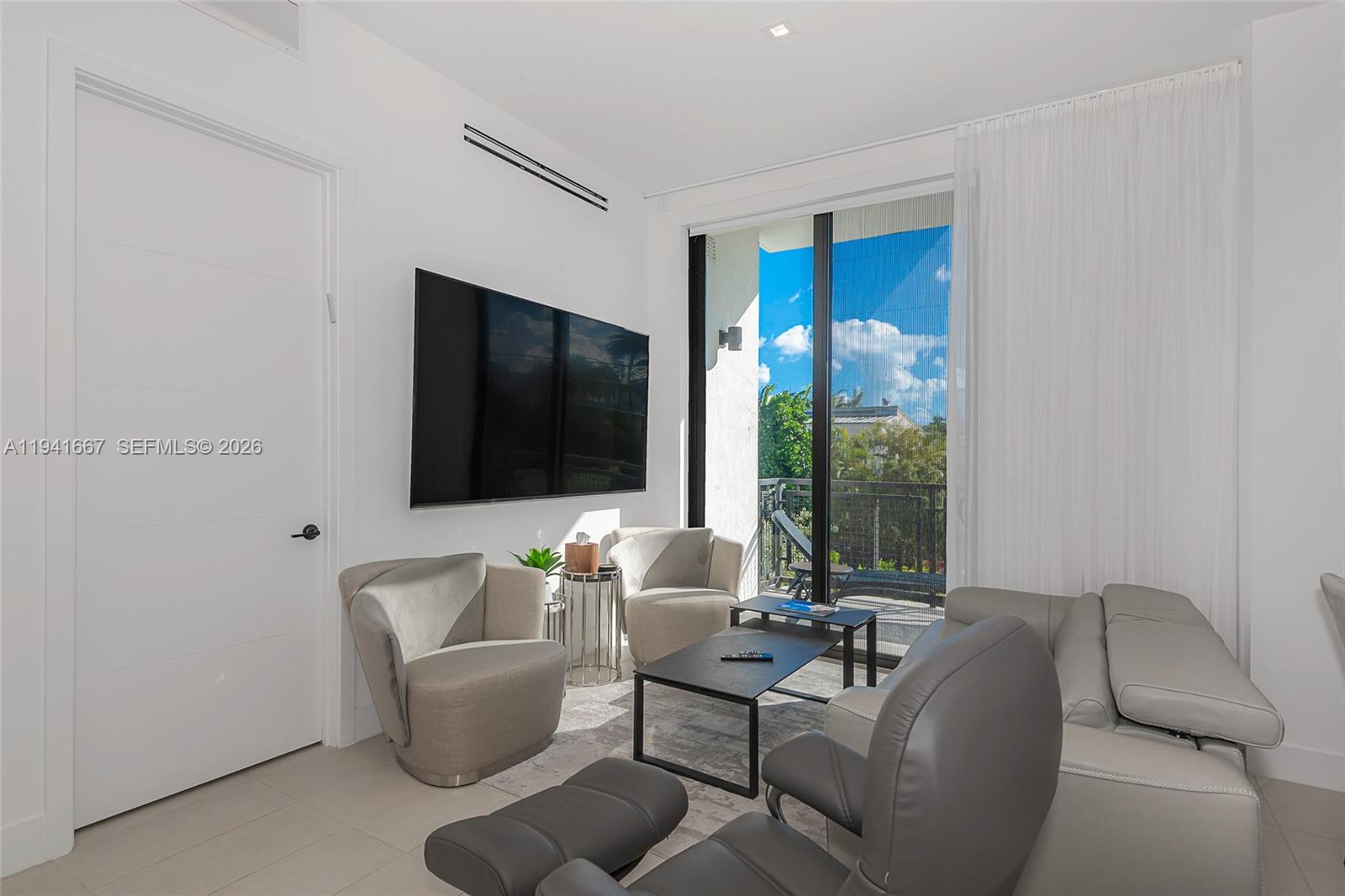 LINCOLN SUB - Residential