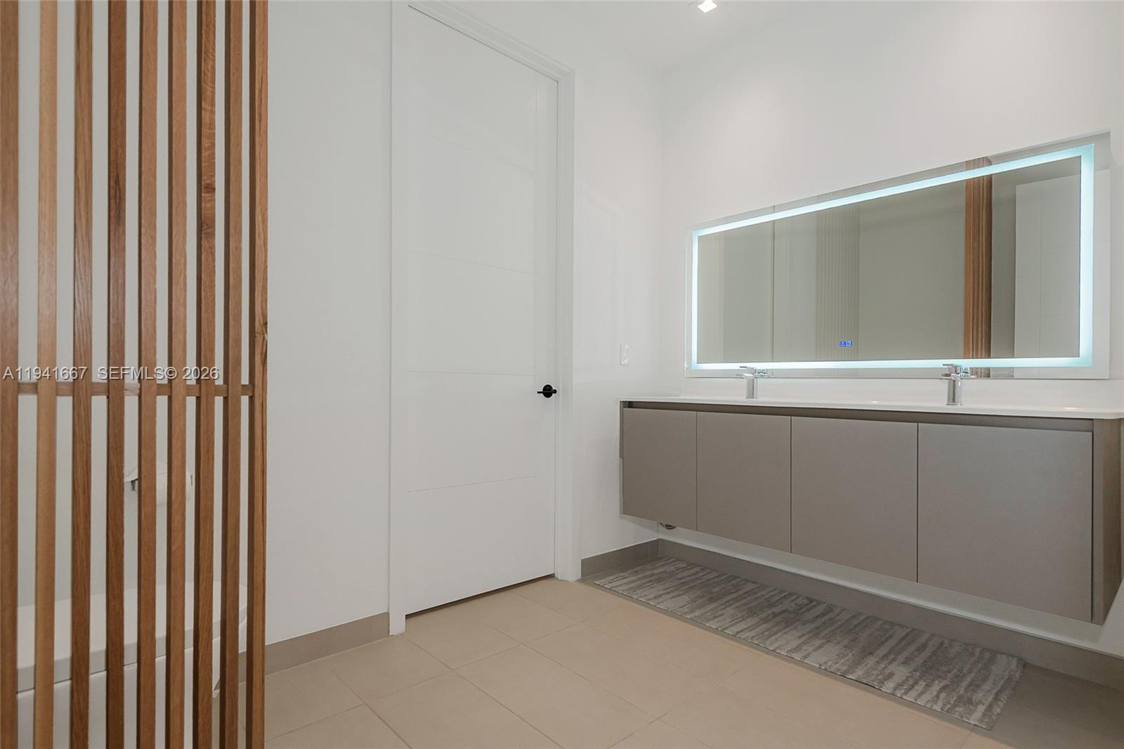 LINCOLN SUB - Residential