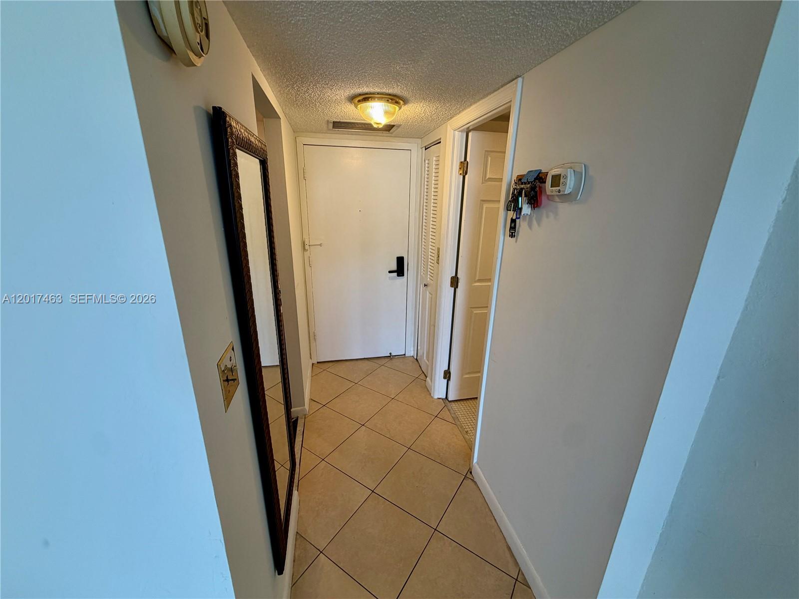 HALLMARK OF HOLLYWOOD CON - Residential