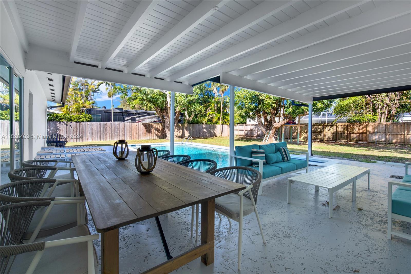 MANGOWOOD - Residential Lease