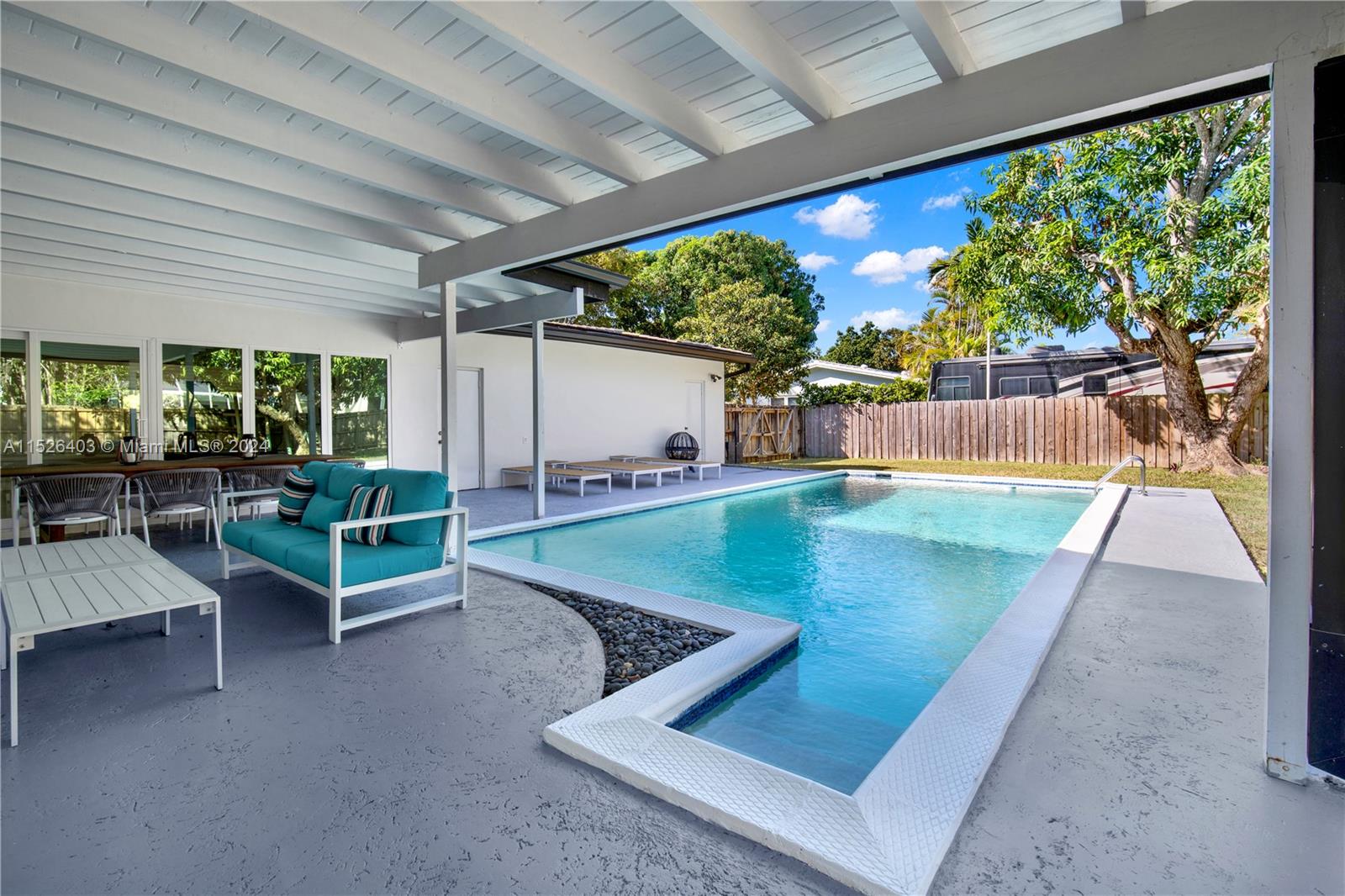MANGOWOOD - Residential Lease