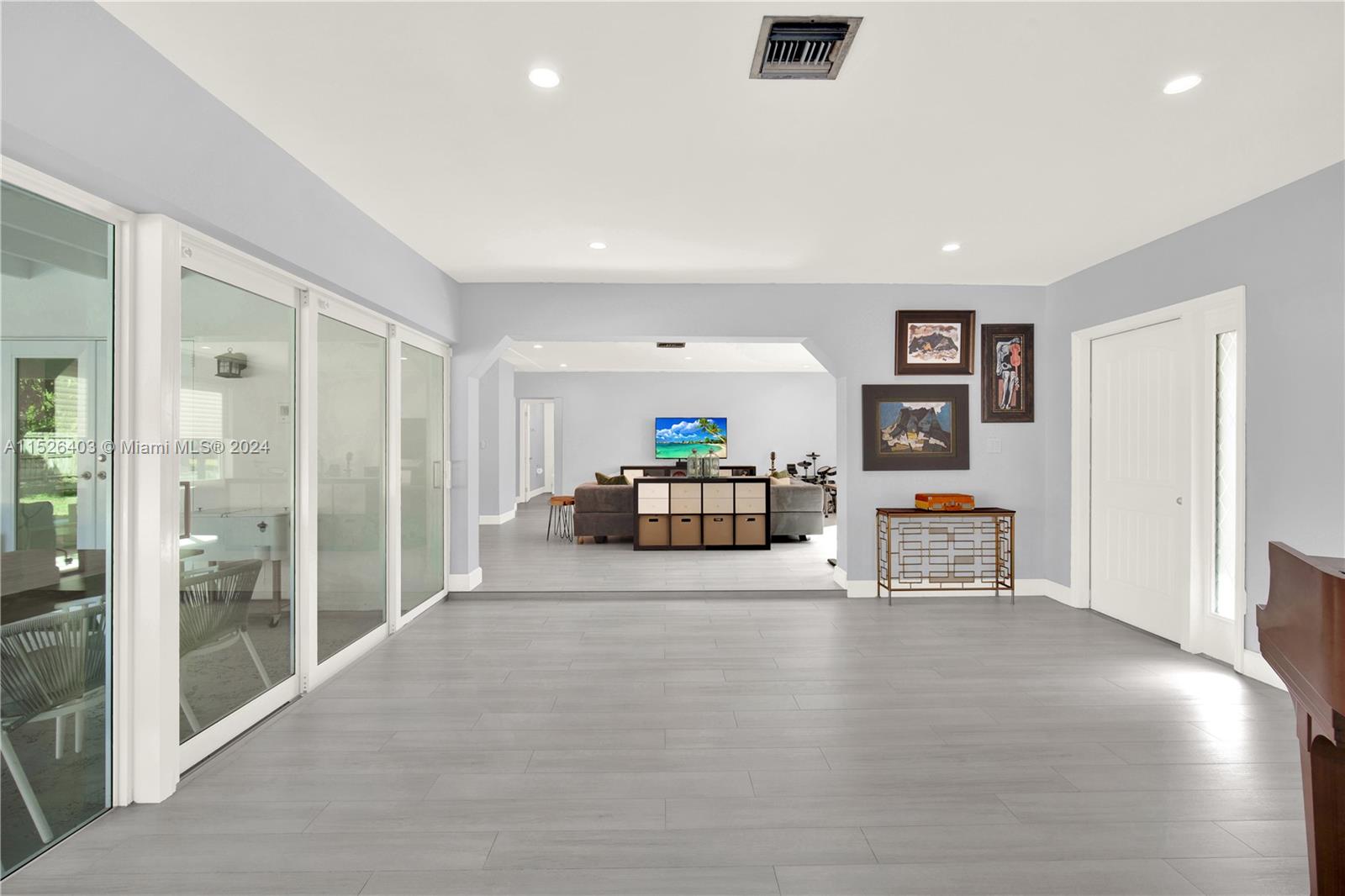 MANGOWOOD - Residential Lease