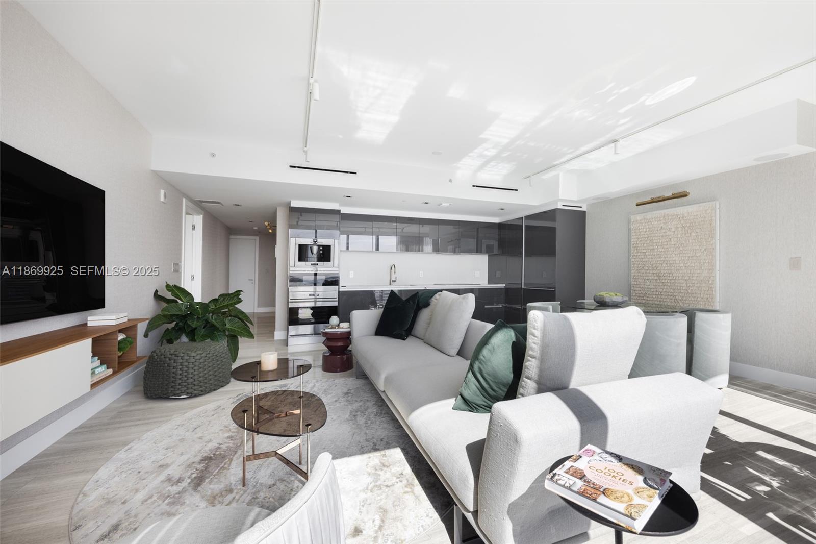 ECHO BRICKELL CONDO - Residential