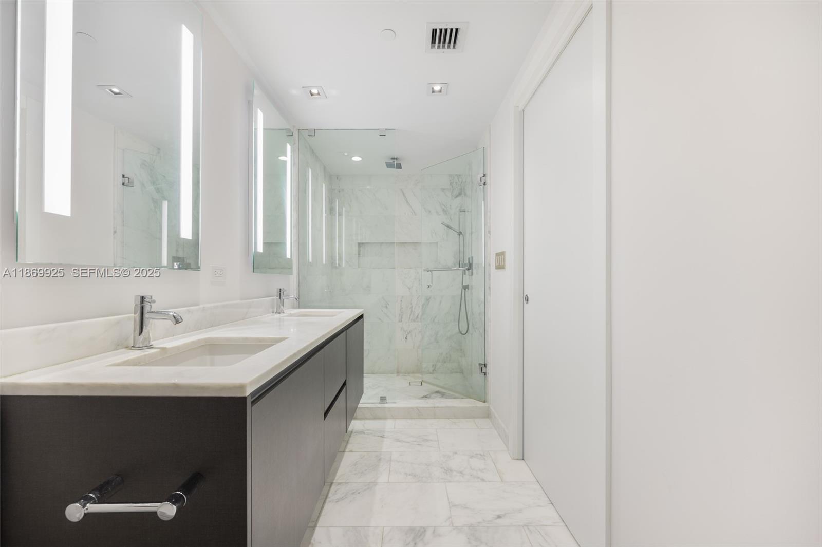 ECHO BRICKELL CONDO - Residential