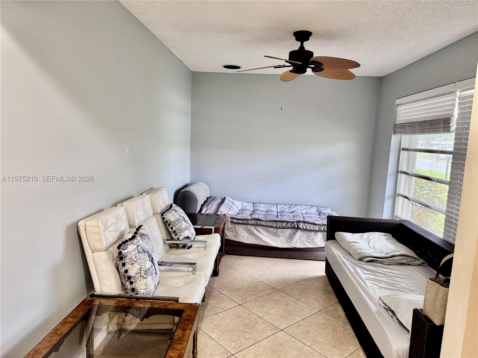 BOCA LAKES CONDO - Residential