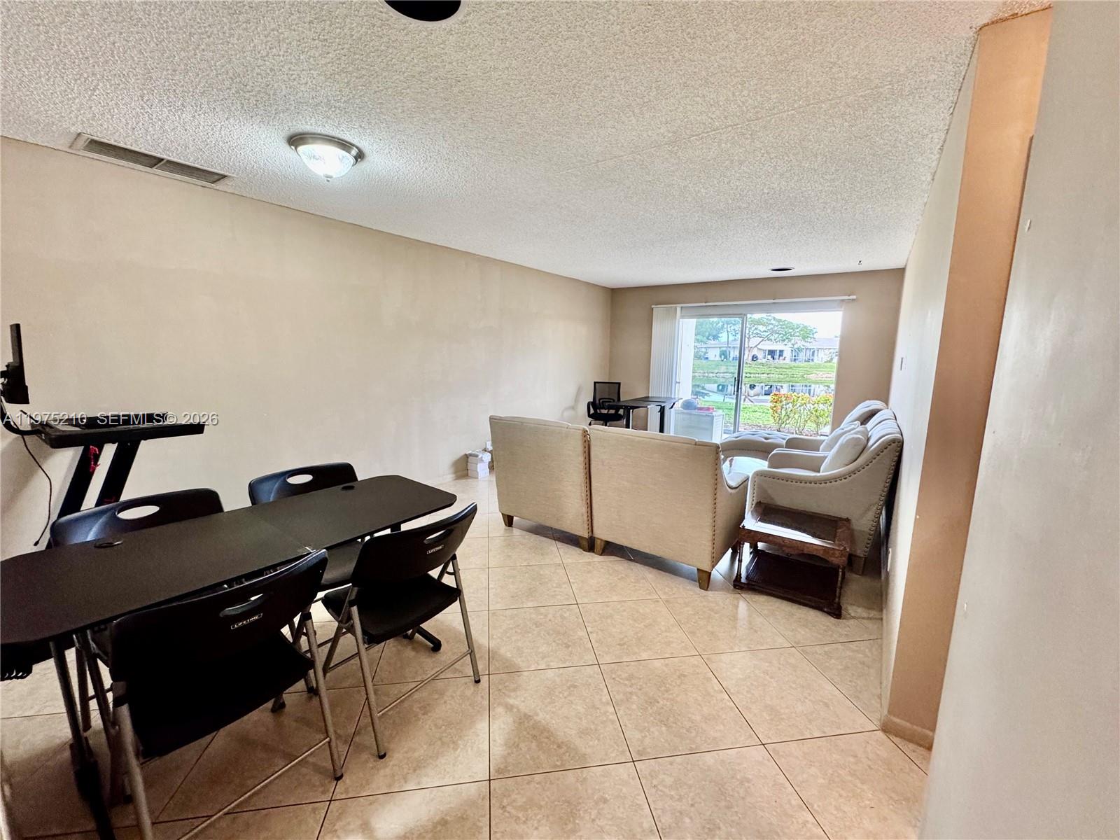 BOCA LAKES CONDO - Residential
