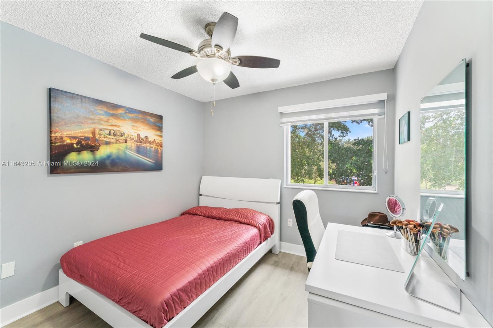 WEITZER SERENA LAKES TOWN - Residential