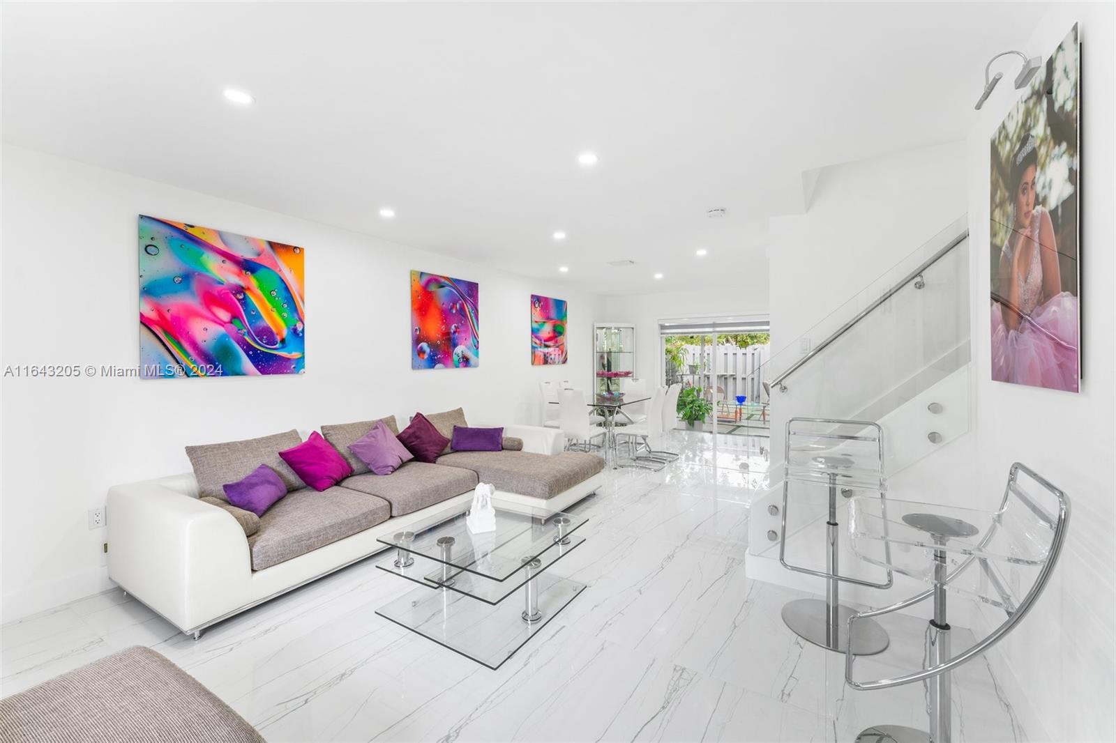 WEITZER SERENA LAKES TOWN - Residential
