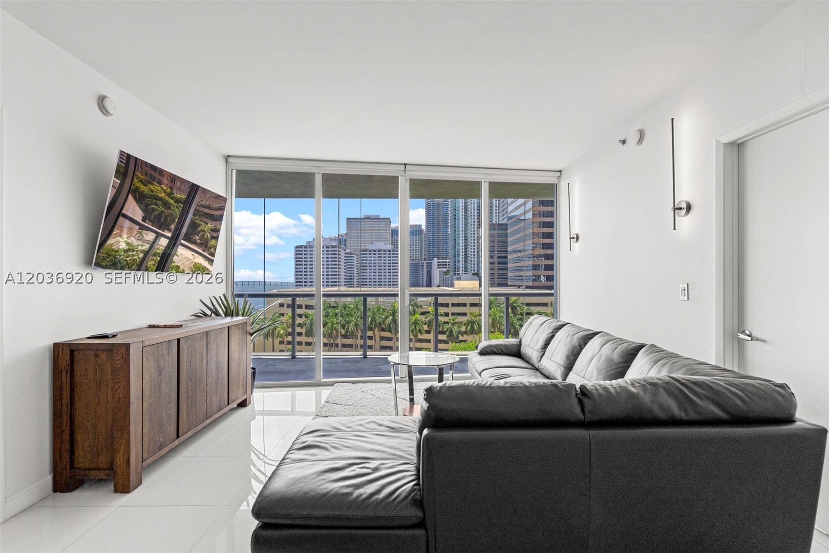 ICON BRICKELL NO TWO - Residential