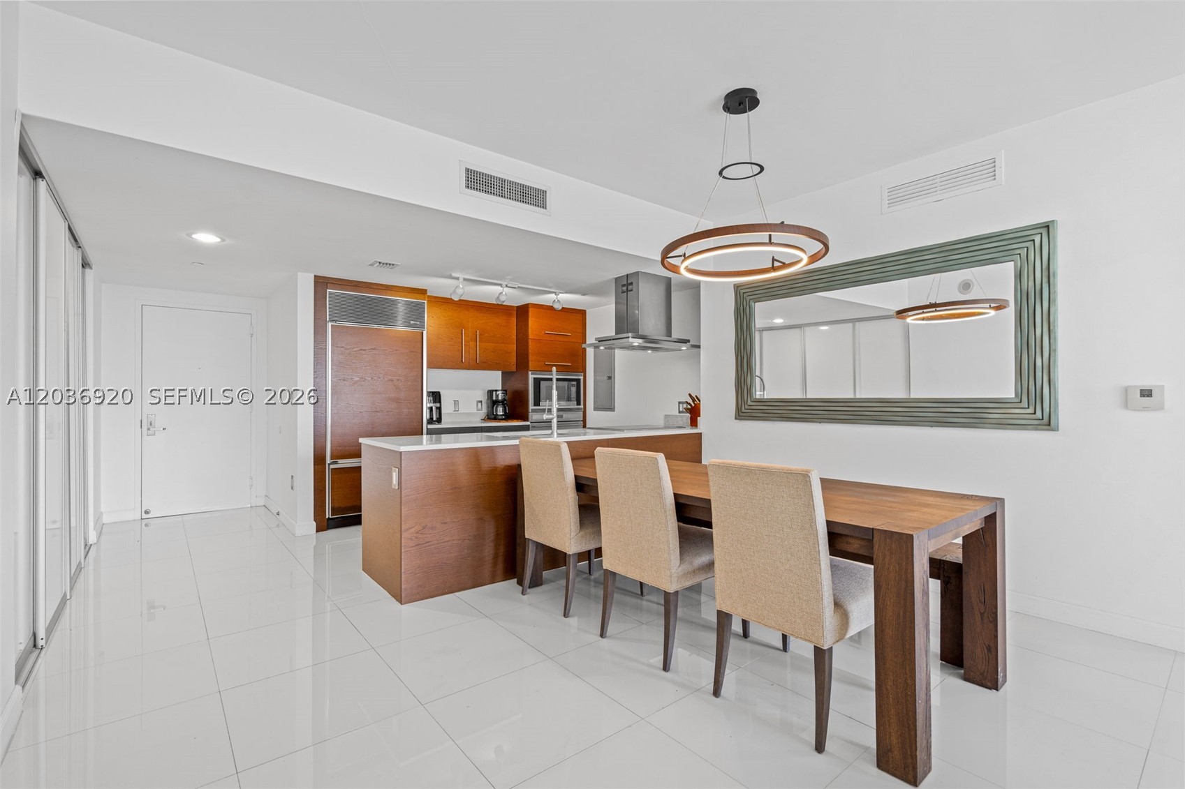 ICON BRICKELL NO TWO - Residential