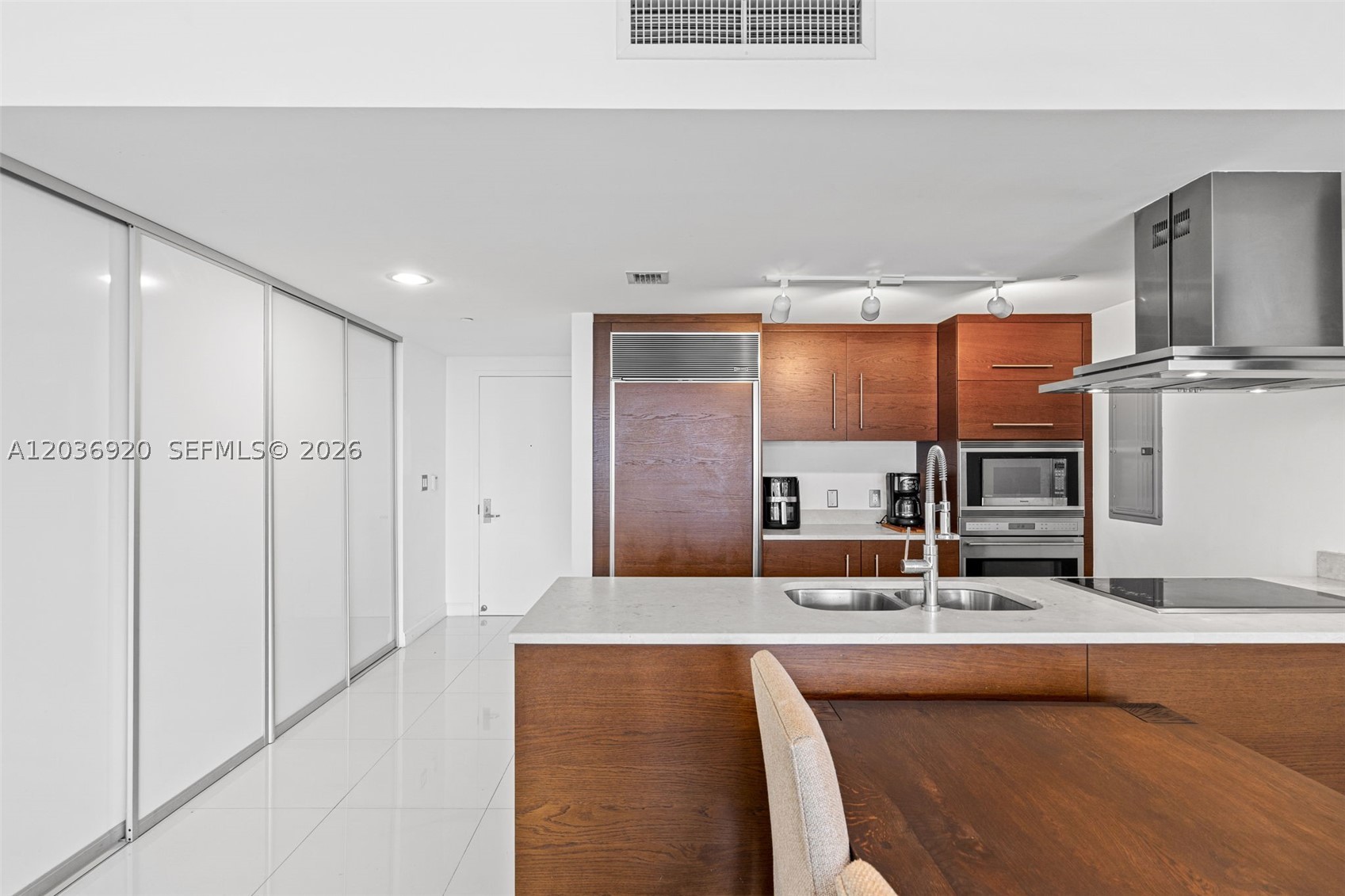 ICON BRICKELL NO TWO - Residential