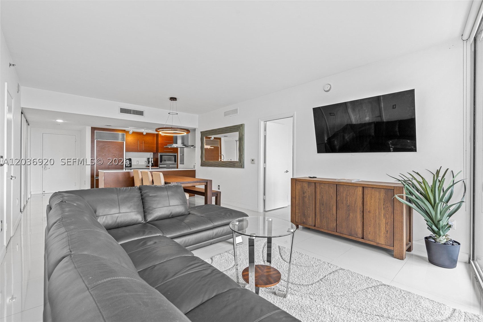 ICON BRICKELL NO TWO - Residential