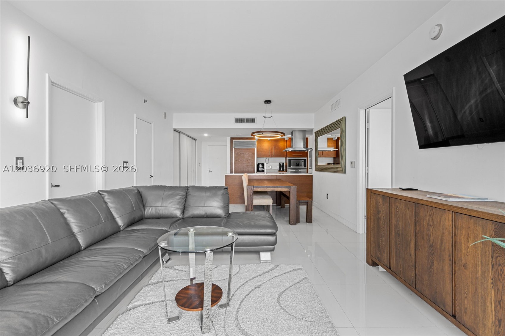 ICON BRICKELL NO TWO - Residential